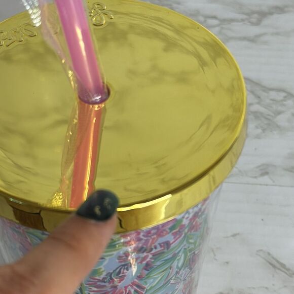 Lilly Pulitzer LILLYS FAVORITE THINGS Pattern drink plastic tumbler with straw - Picture 8 of 9